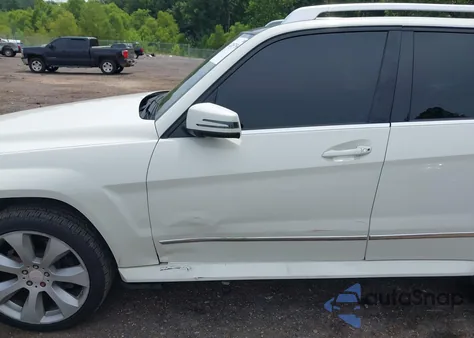 2010 Mercedes-Benz Glk 350 из США, поврежденный, VIN WDCGG5GB4AF335110